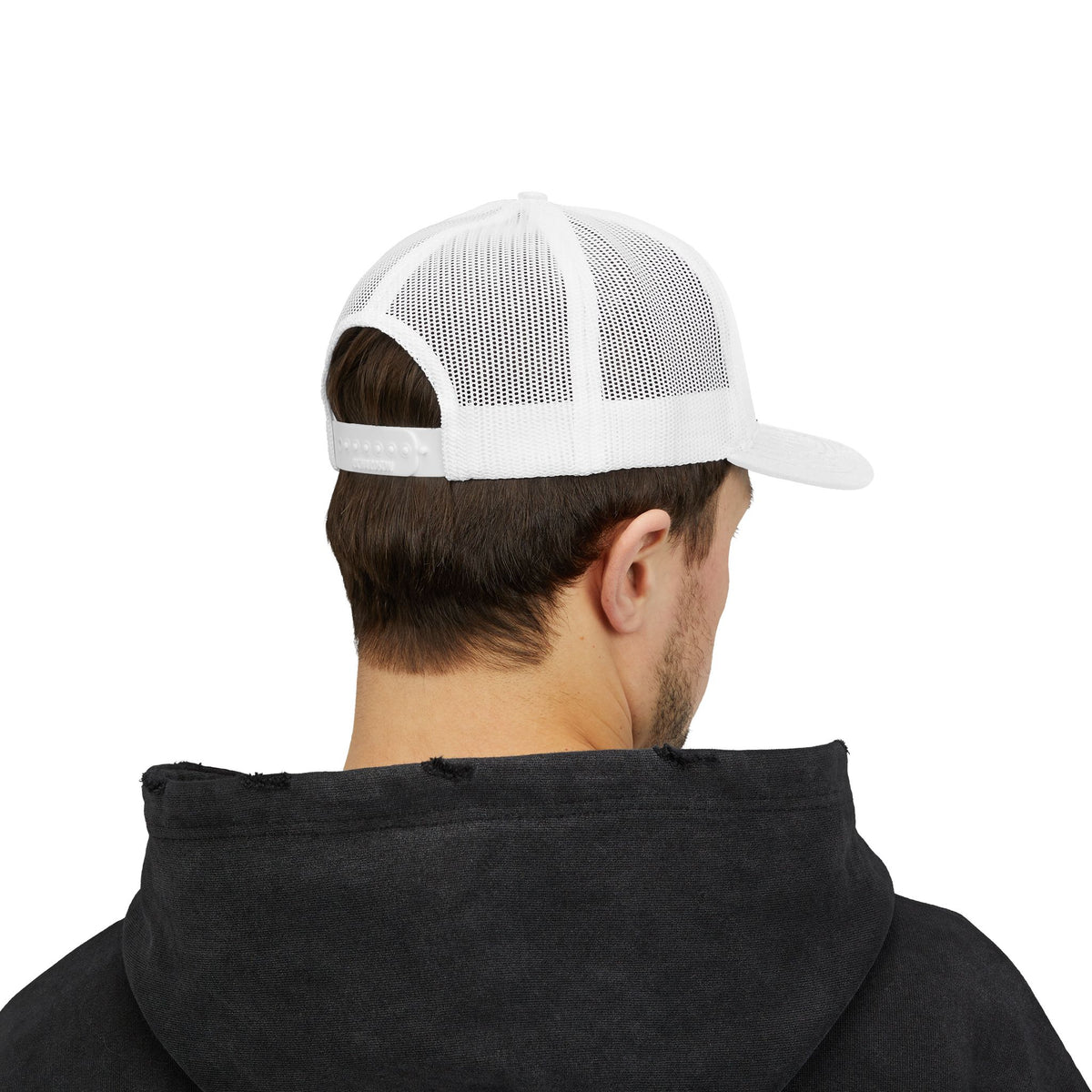 Low-key Silhouette Embroidered Mesh Snapback