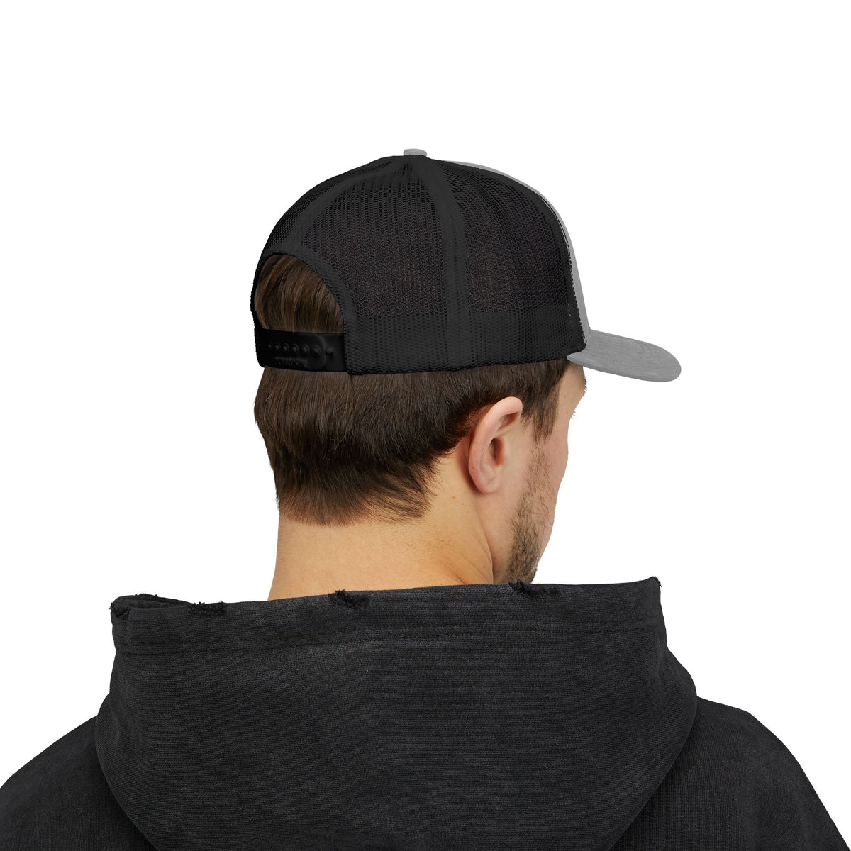 Low-key Silhouette Embroidered Mesh Snapback